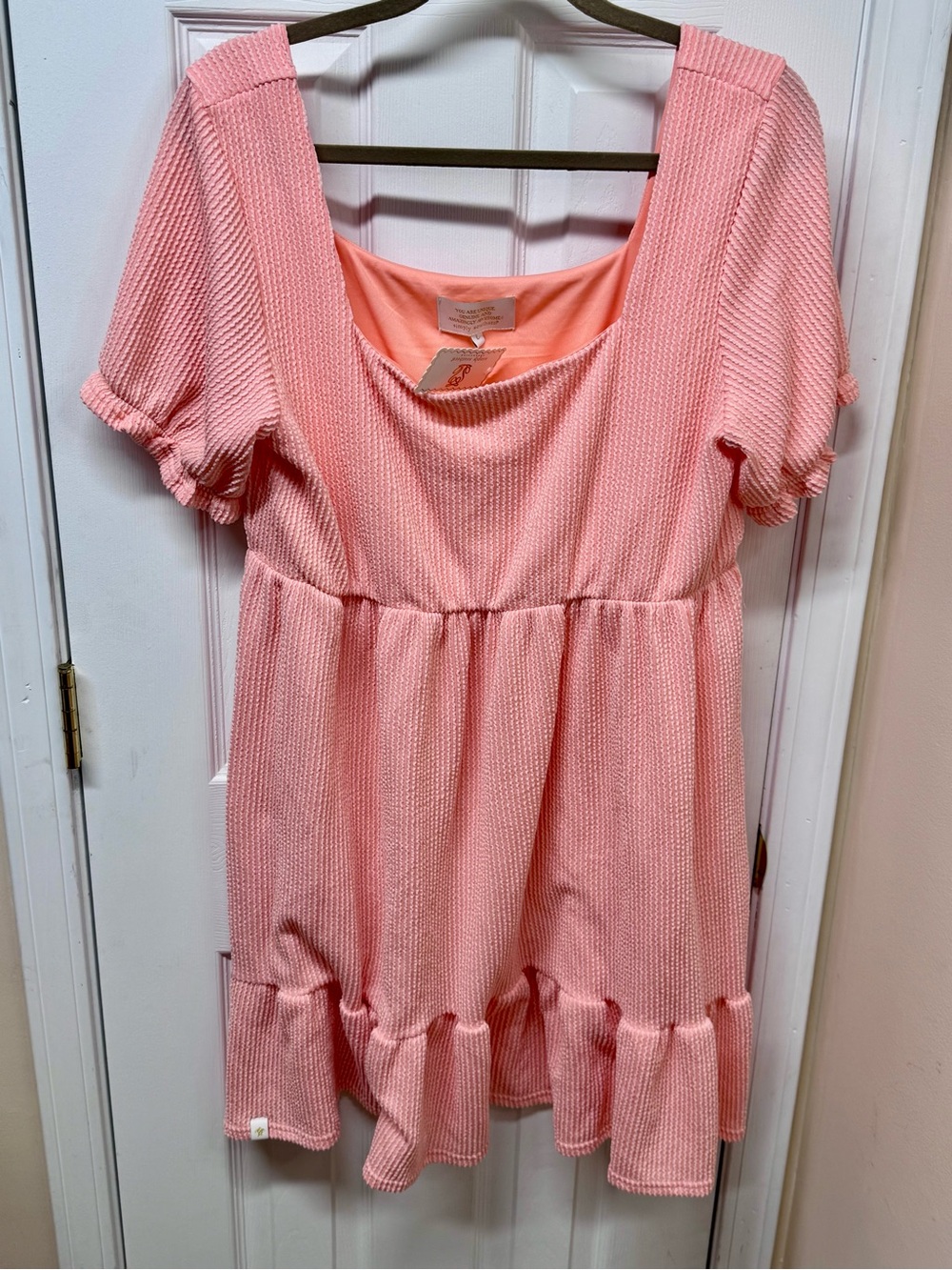 Simply Southern Coral Textured Square Neck Babydoll Mini Dress Large NWT - Picture 10 of 11